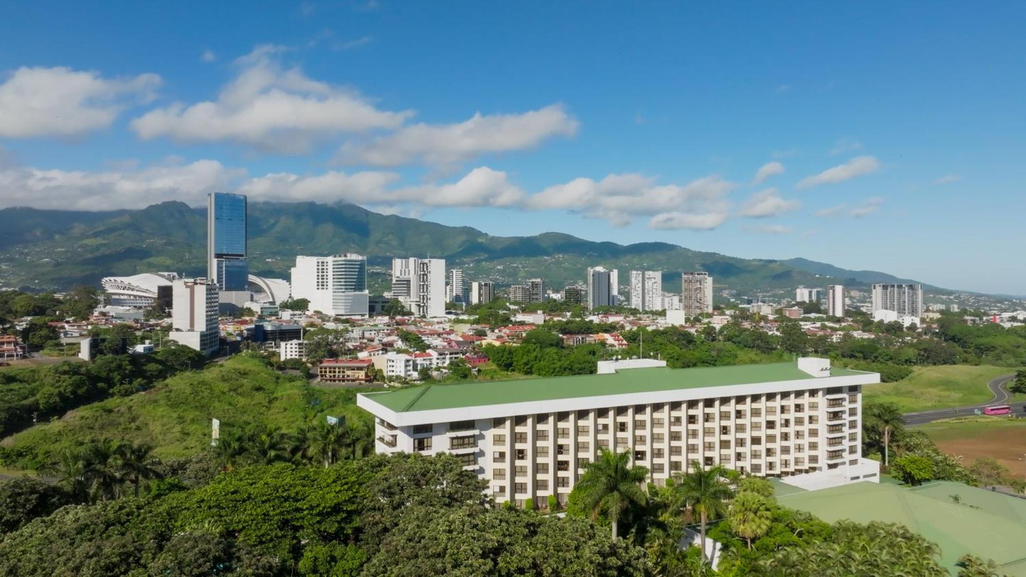Barceló Hotel 5*